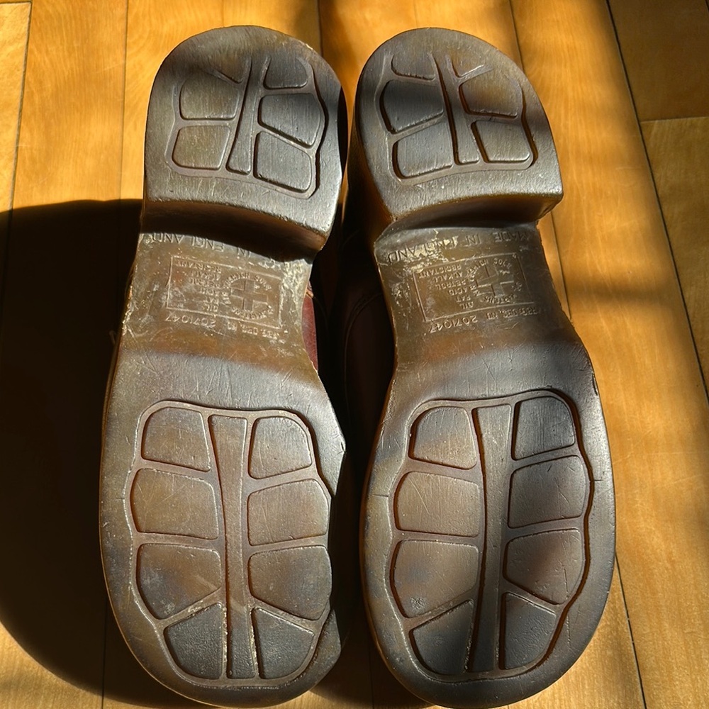 Vintage 90’s Dr. Martens 8496 Brown Leather Platform Shoes - Picture 4 of 6